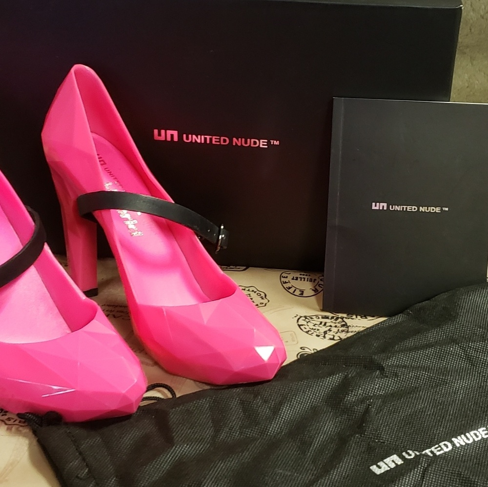 United Nude